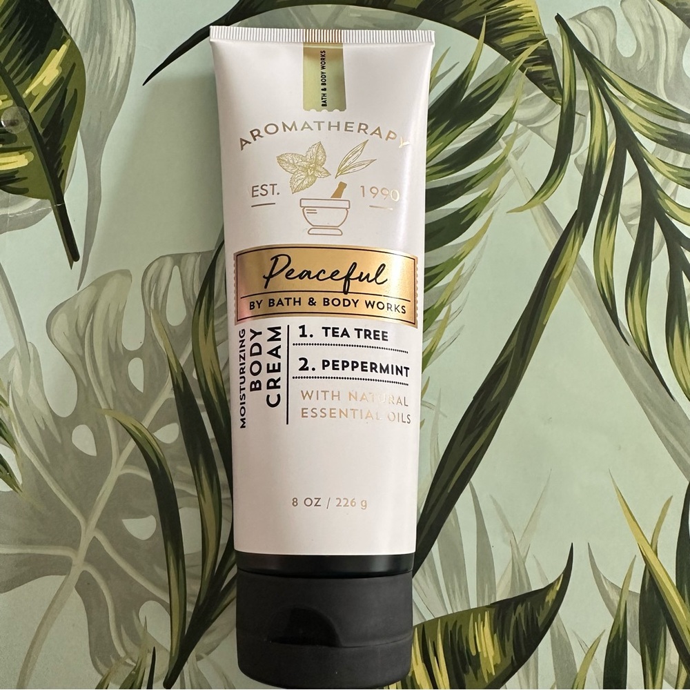 Bath & Body Works Aromatherapy Peaceful tea tree + peppermint body cream